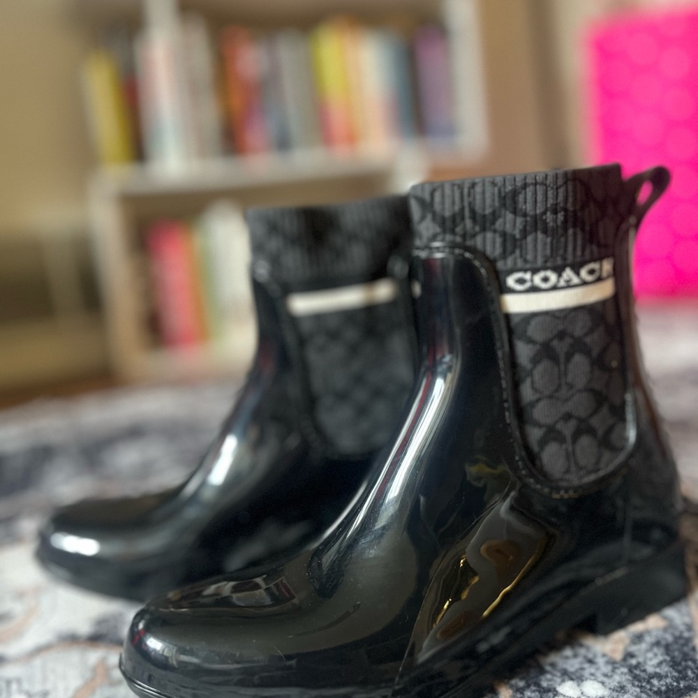 Coach Signature Jacquard Rain Booties Black size 7 ***hardly ever worn***